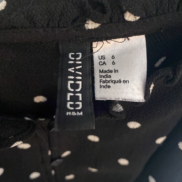 H&M, black and white polka dot romper - Picture 3 of 3